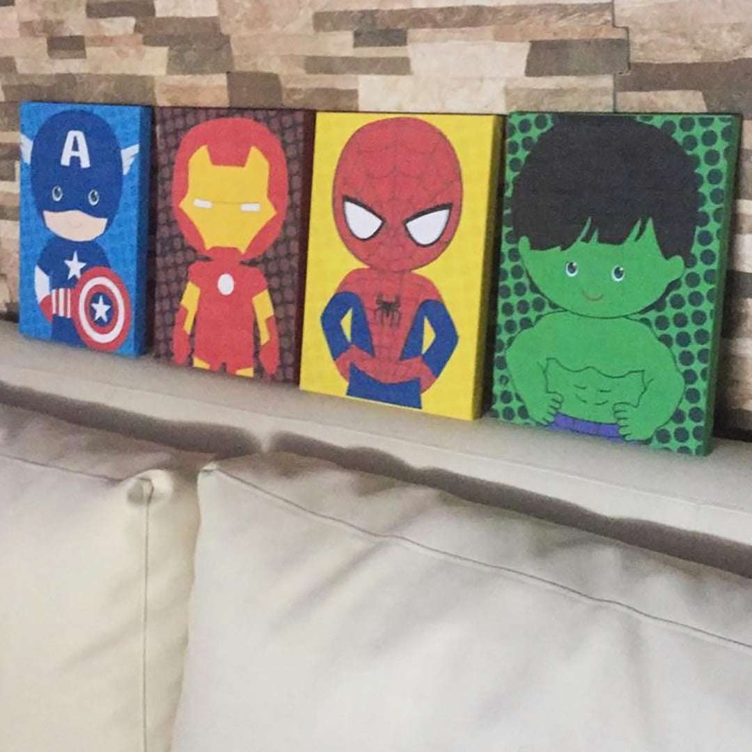 Quadro super heroi e menina bebe