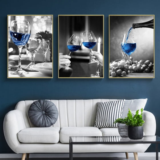 Quadro Taças de Vinho Preto e Branco Tons de Azul